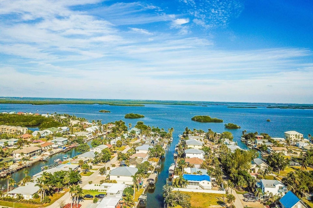 Fort Myers Couples Getaway - photo 31