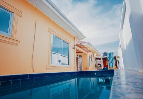 Heavenly ApHEARTment With a Swimming Pool — 4-Star Luxury Hotel in Dodoma, Tanzania