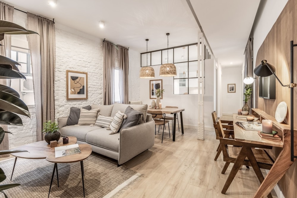 Somma 2 Bedrooms in Almagro hotel Almagro Madrid