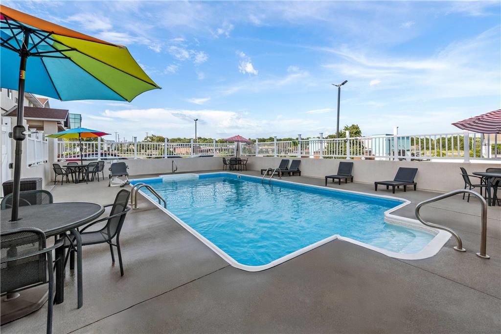 Super 8 by Wyndham Independence Kansas City - photo 6