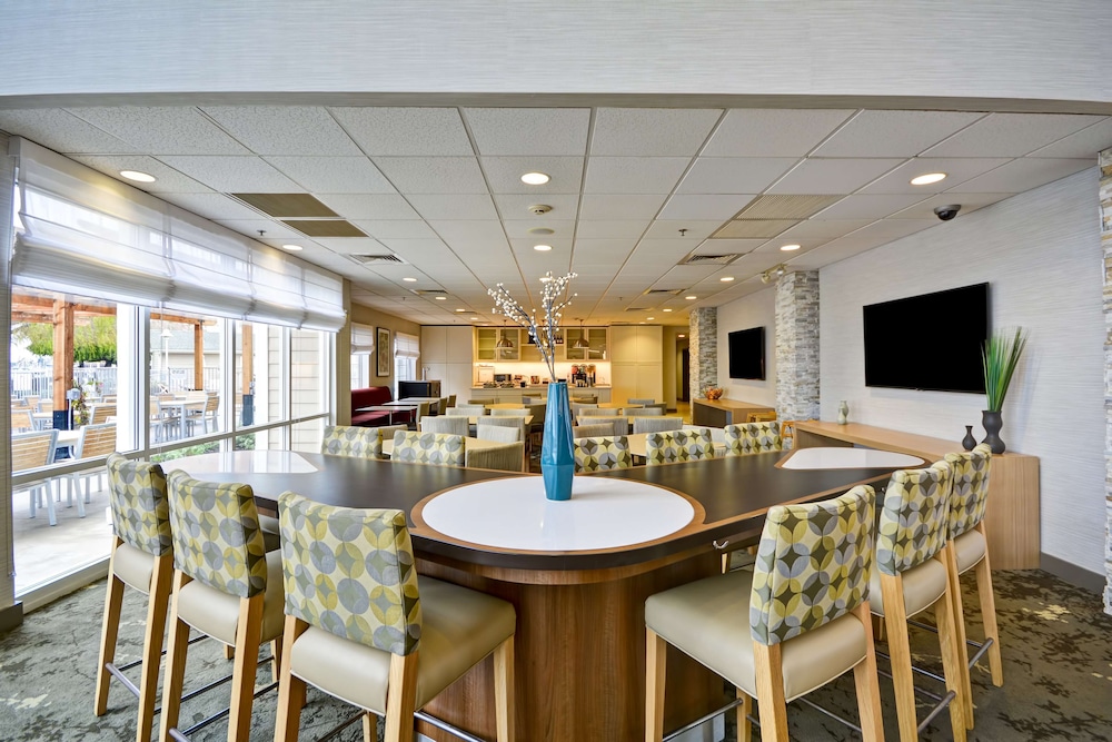 Homewood Suites by Hilton Oakland Waterfront - photo 6