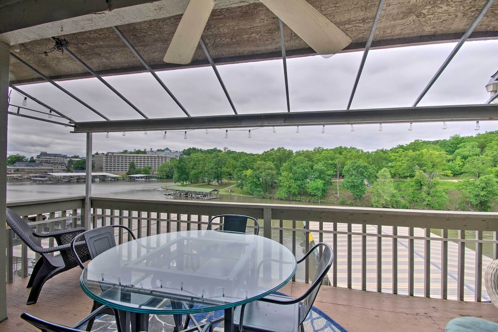 2 Mi to Margaritaville Resort Lake View Retreat - featured photo