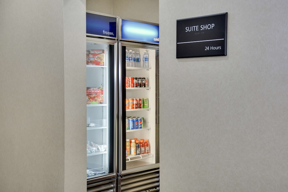 Hampton Inn Atlanta Fairburn - photo 40