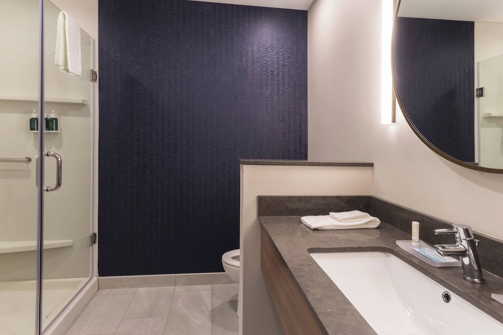 Fairfield Inn and Suites by Marriott Northfield - photo 11
