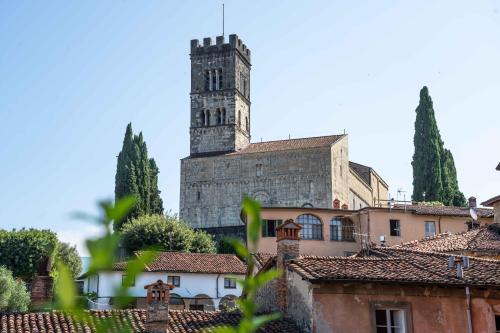 Cozy Pieracchi Apartment a Slice of History — Barga — photo 2