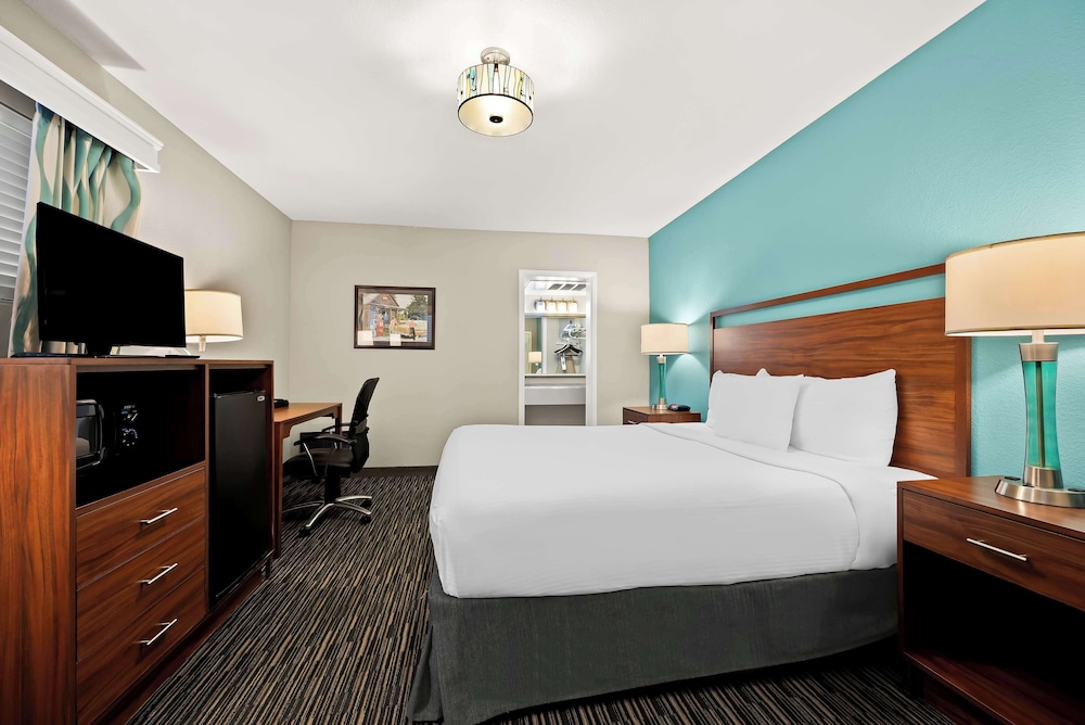 Best Western Route 66 Rail Haven - photo 26