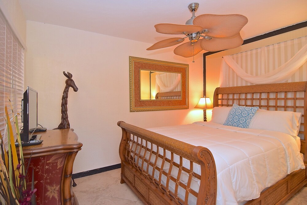 Turtle Beach Resort and Inn - photo 84
