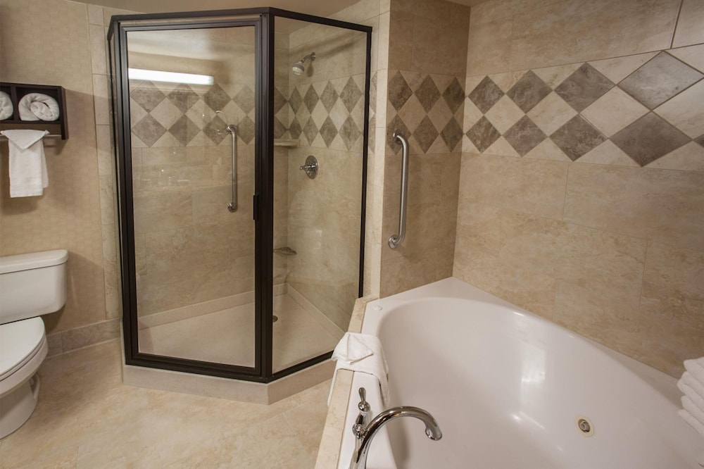 Hampton Inn & Suites Stillwater - photo 52