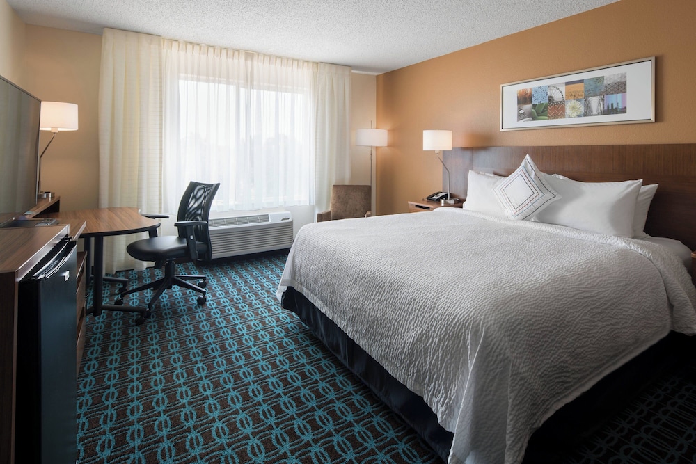 Fairfield Inn & Suites by Marriott Fort Collins Loveland - photo 9