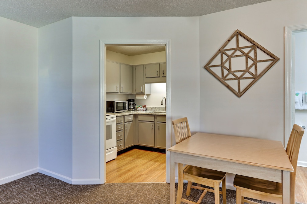 Mariners Suites - photo 6