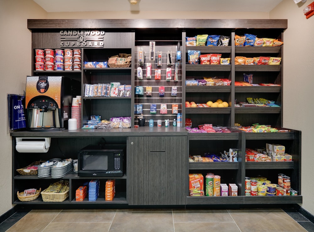 Candlewood Suites Salina by IHG - photo 23