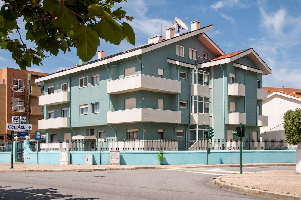 Apartamentos Turisticos Ceu Azul — 4-Star Luxury Hotel in Arcozelo, Portugal