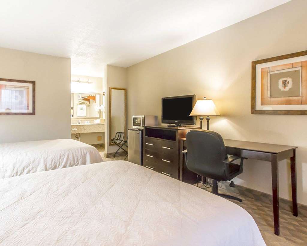 Quality Inn & Suites Greenville I 65 - photo 15