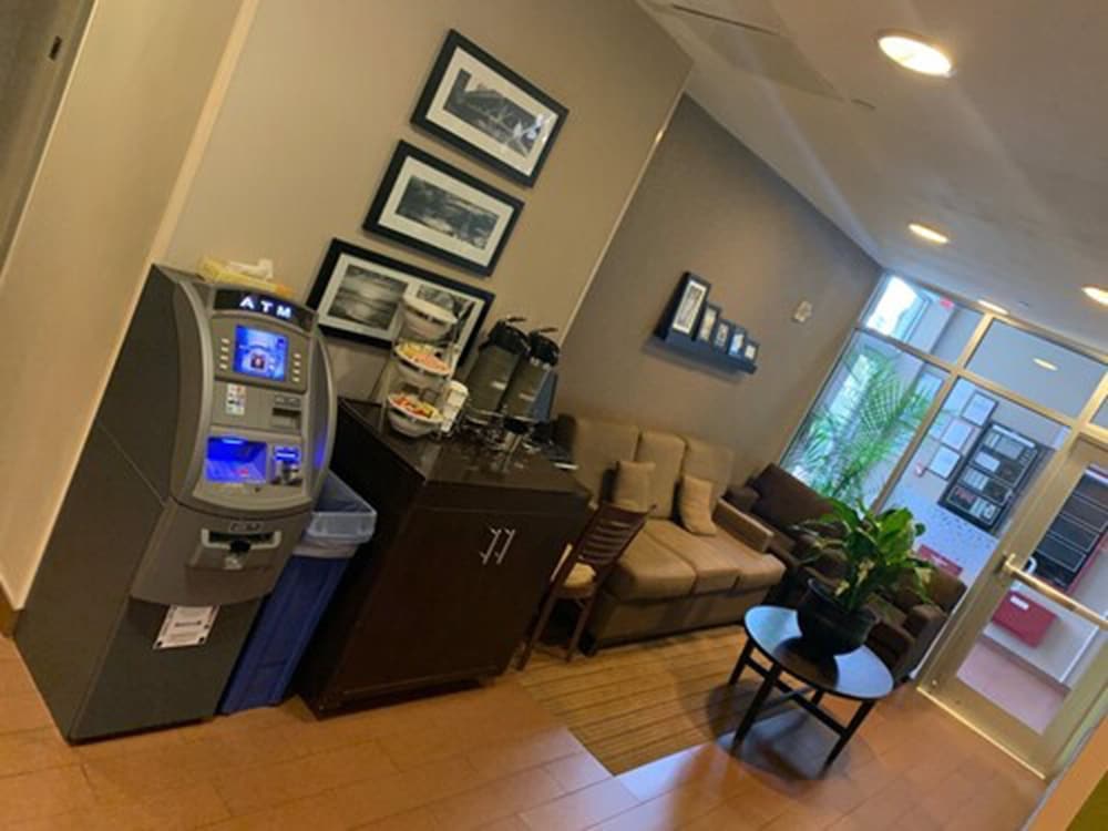 Cresthaven Inn JFK - photo 46