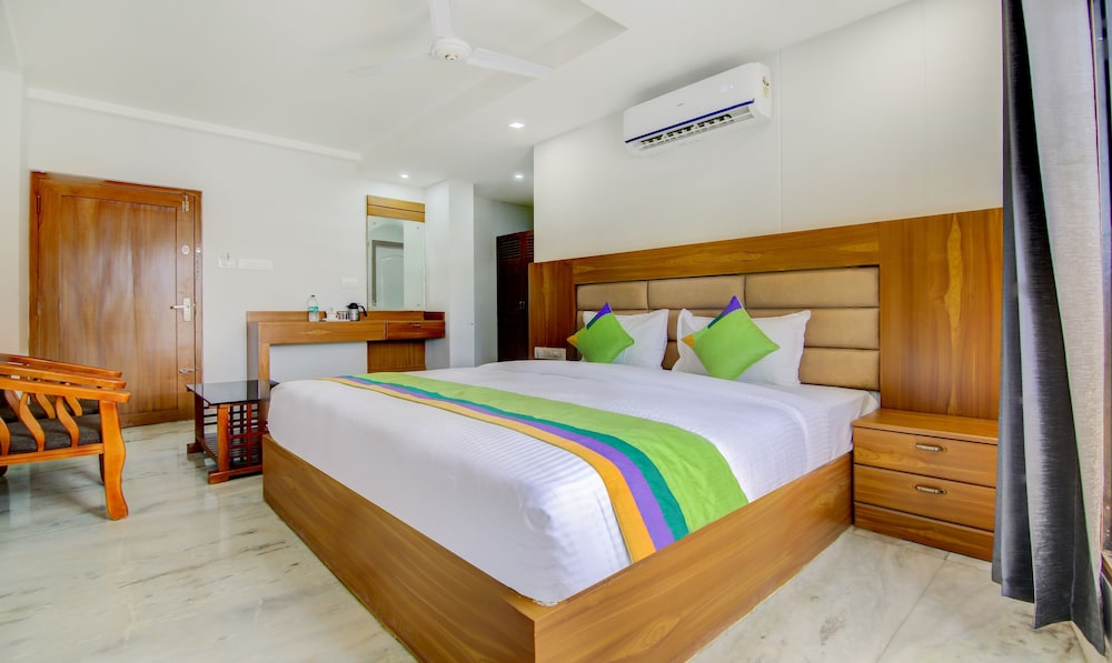 Central Gate By Treebo in Kozhikode, India