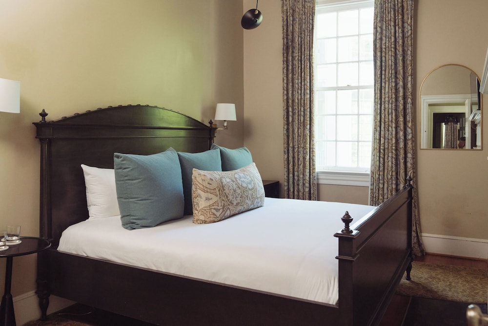 The Clifton - photo 37
