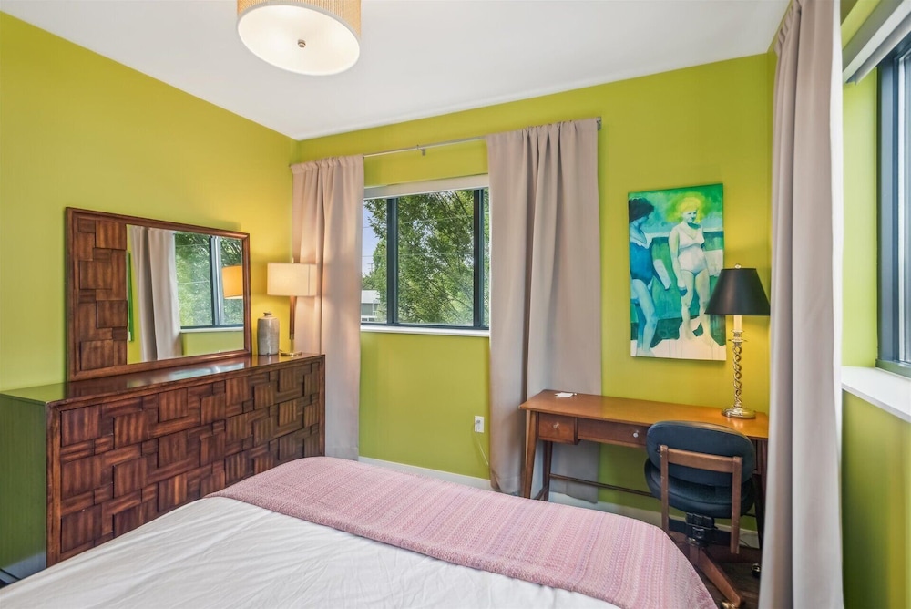 Violet Suites PDX - photo 31