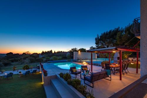 Villa Plenča heated pool — 4-Star Luxury Hotel in Sibenik, Croatia