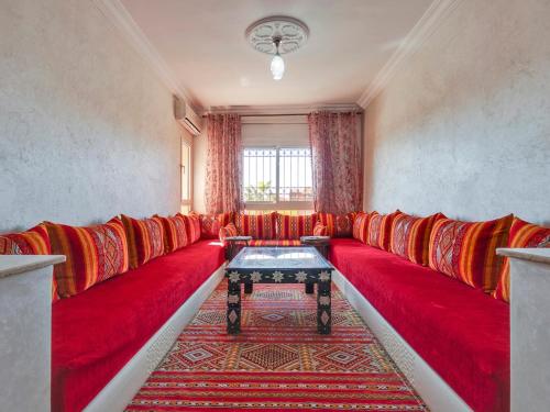 Modern 3BR Apartment 5 Min from Majorelle Garden — 4-Star Luxury Hotel in Marrakesh, Morocco