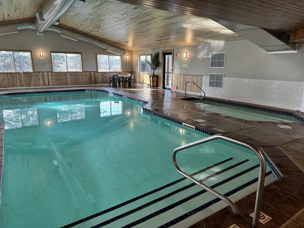 Crossroads Hotel - photo 26