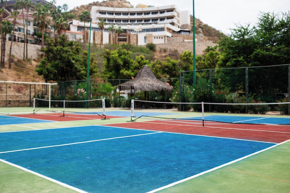 Tennis court
