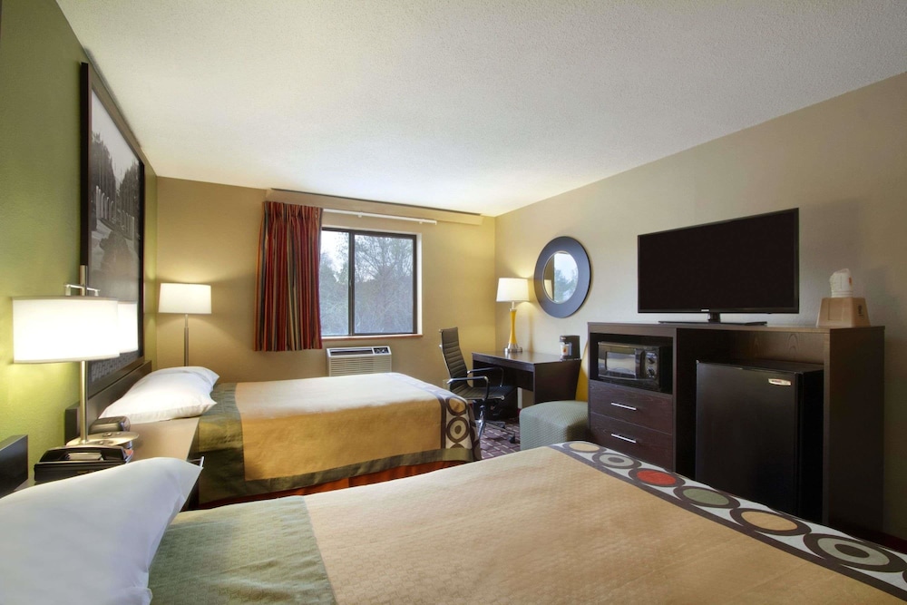 Super 8 by Wyndham Homewood Birmingham Area - photo 16