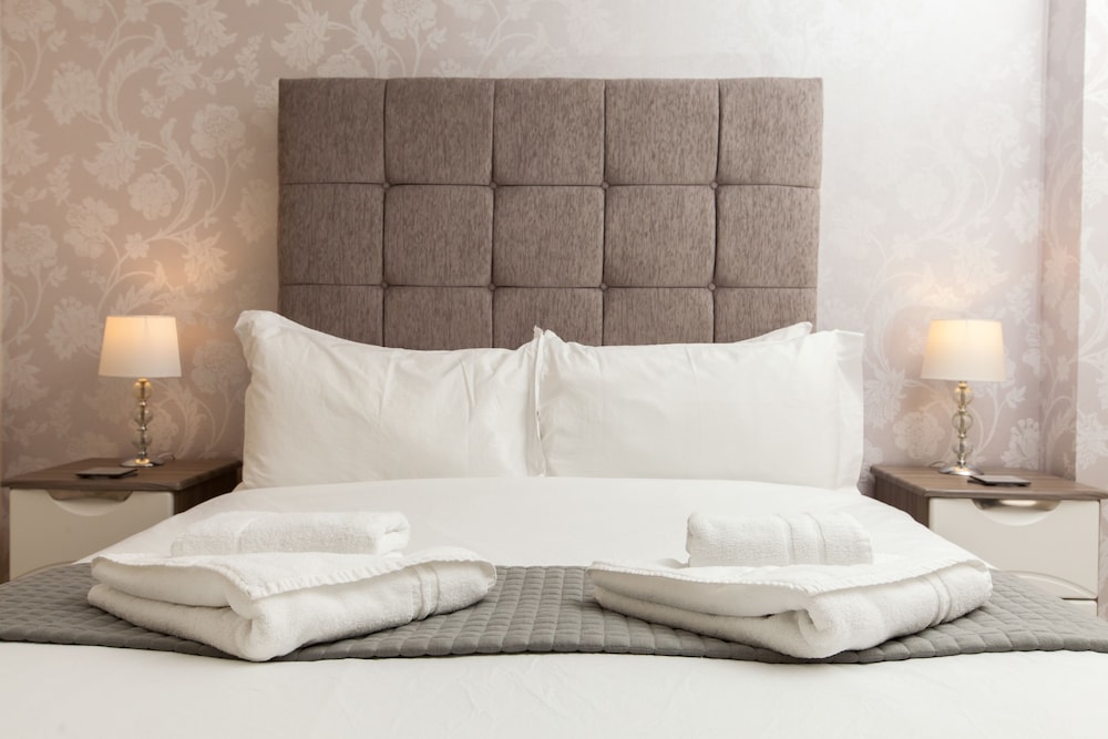 Duloch Apartments Kw 7035843 — Dunfermline