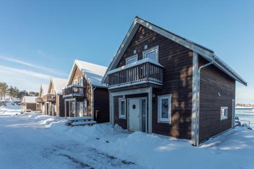 Nærøysund Rorbuer AS - carbon neutral hotel in Rorvik