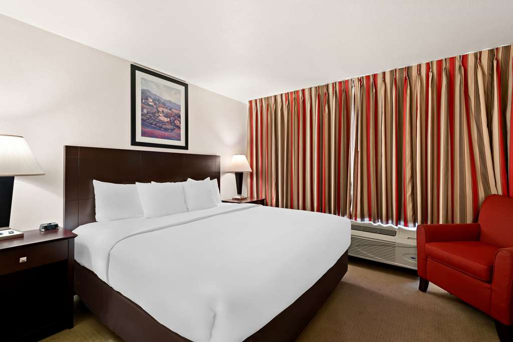 Comfort Inn & Suites Creswell - photo 30