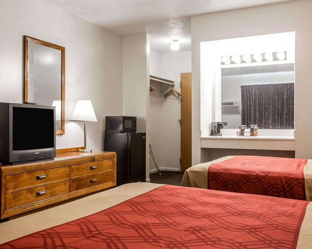 Malone Inn - photo 17