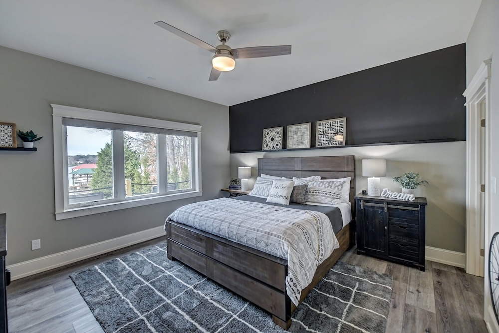 Bridlewood Cove in Mooresville, United States