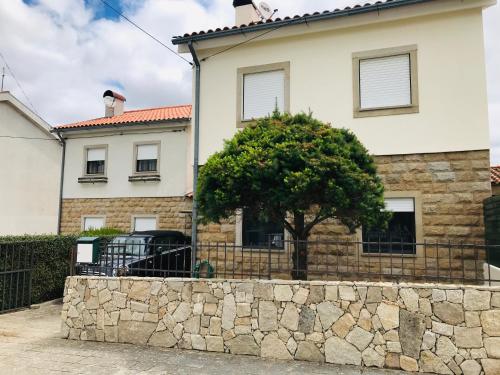 Casa de Katiolo — 4-Star Luxury Hotel in Figueira De Castelo Rodrigo, Portugal
