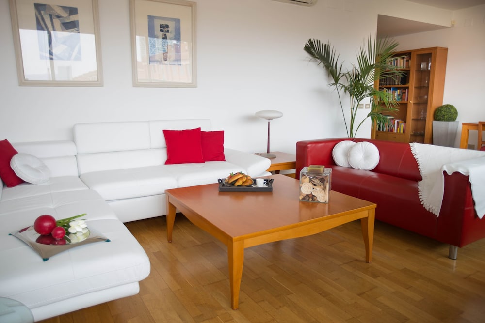 Blyth Green Stable - carbon neutral hotel in Long Stratton