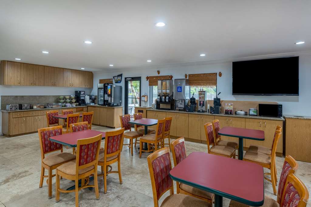Travelodge by Wyndham Florida City Homestead Everglades - photo 7