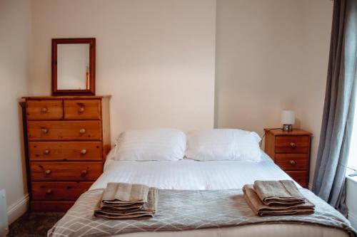 Rustic Cottage in Heart of Town — 4-Star Luxury Hotel in Otley, United Kingdom