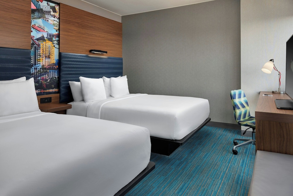 Aloft Austin Downtown - photo 16