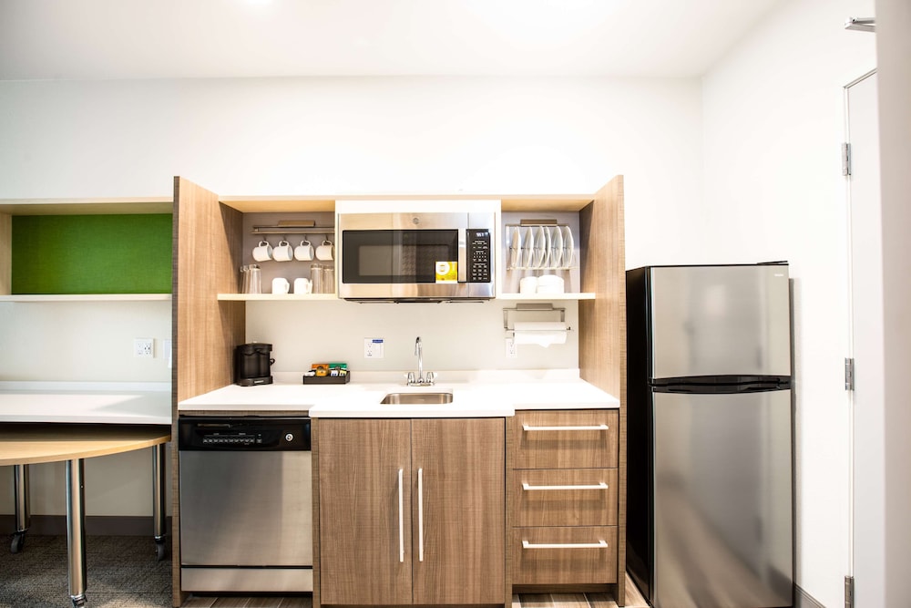 Home2 Suites by Hilton Carlsbad - photo 12