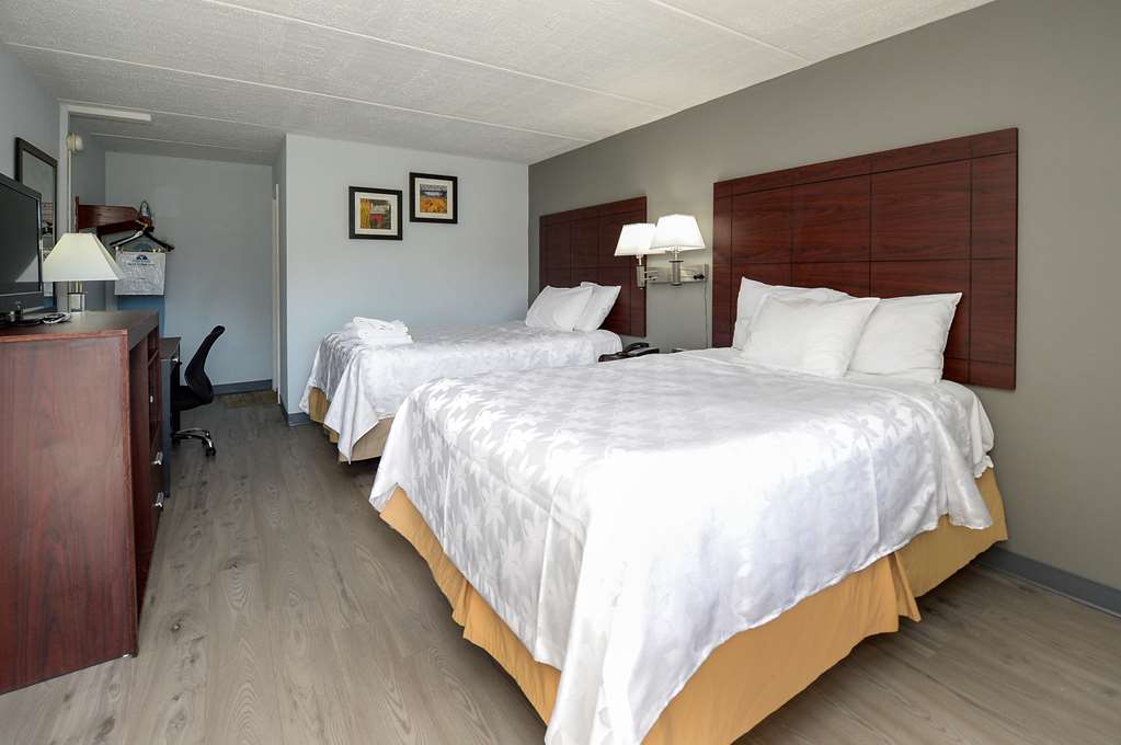 Americas Best Value Inn at Central Valley Woodbury - photo 23