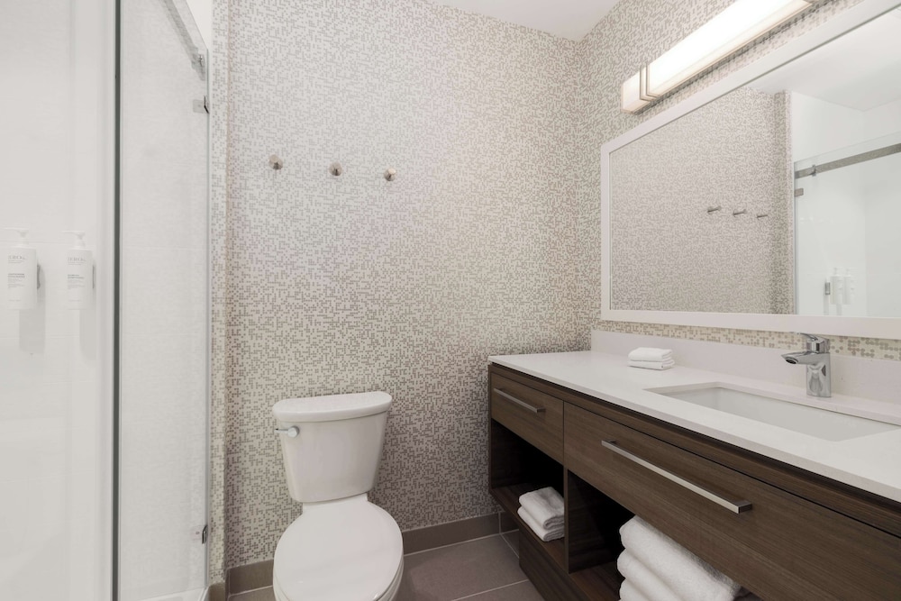 Home2 Suites by Hilton Virginia Beach Princess Anne - photo 21