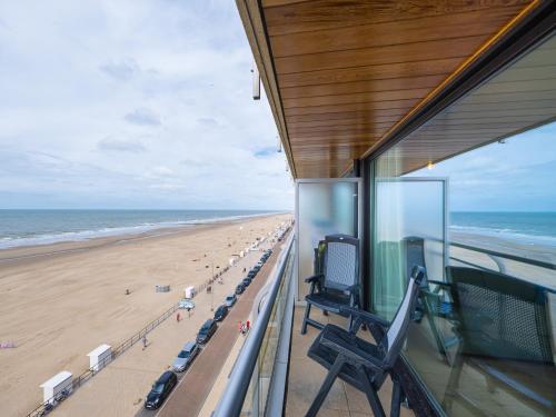 Studio on 6th floor for family — 4-Star Luxury Hotel in Middelkerke, Belgium