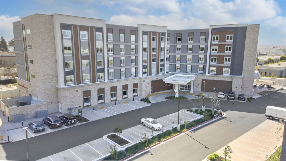 Hilton Garden Inn Fremont Milpitas - photo 30
