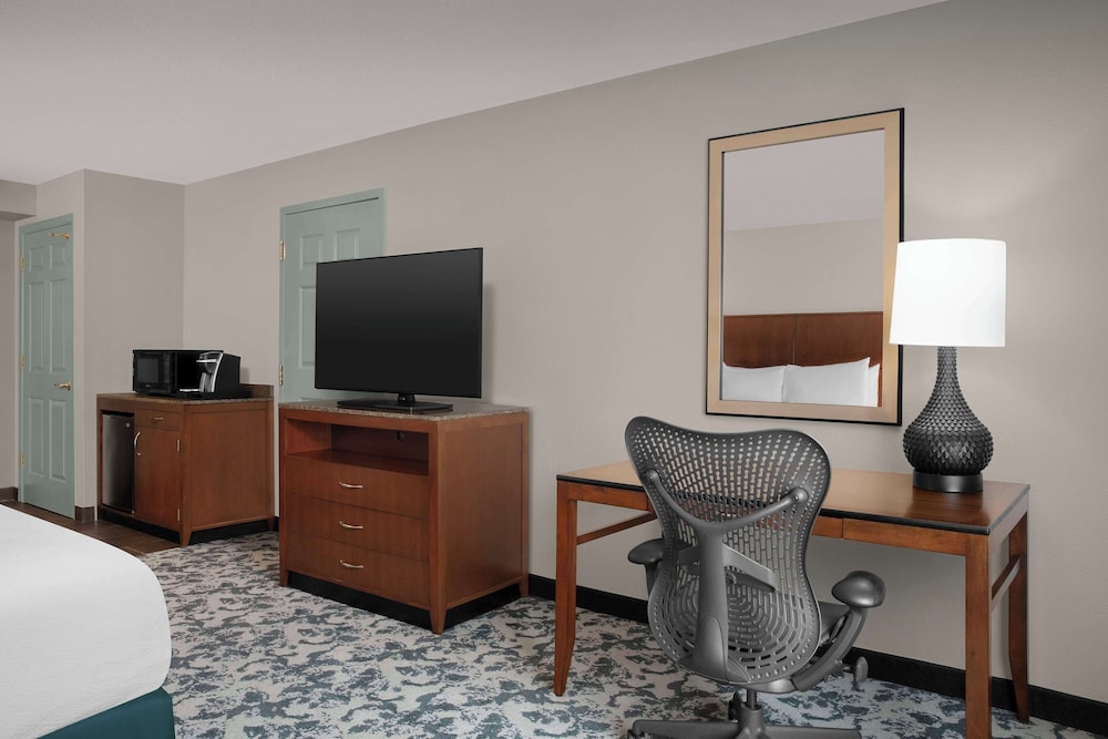 Hilton Garden Inn Hoffman Estates - photo 9