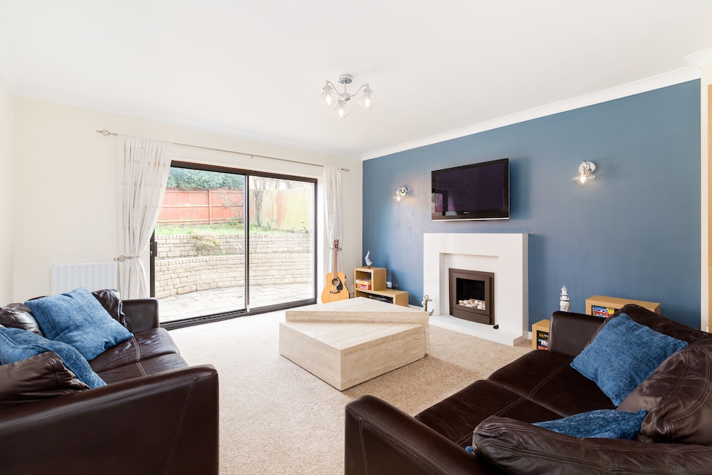 Drayton Manor House — 4-Star Luxury Hotel in Tamworth, United Kingdom