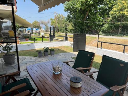 Salty Breeze #Hosted by DoorMat — 4-Star Luxury Hotel in Neoi Epivates, Greece