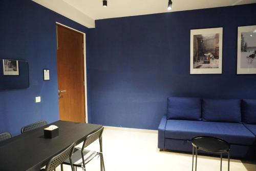 Picturesque LakeView Studio Apartment Hiranandani Estate Thane