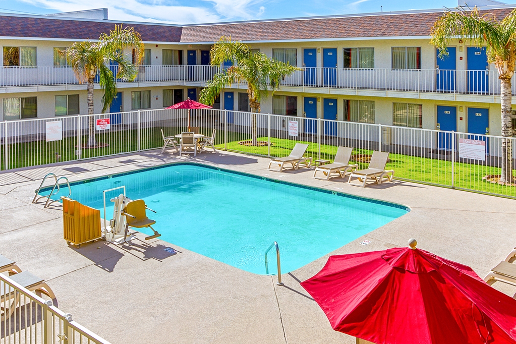 Motel 6 Phoenix North Bell Road - photo 8