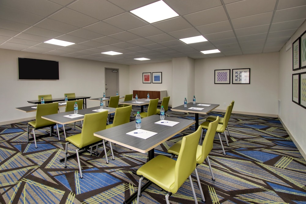 Holiday Inn Express Atlantic City W Pleasantville by IHG - photo 46