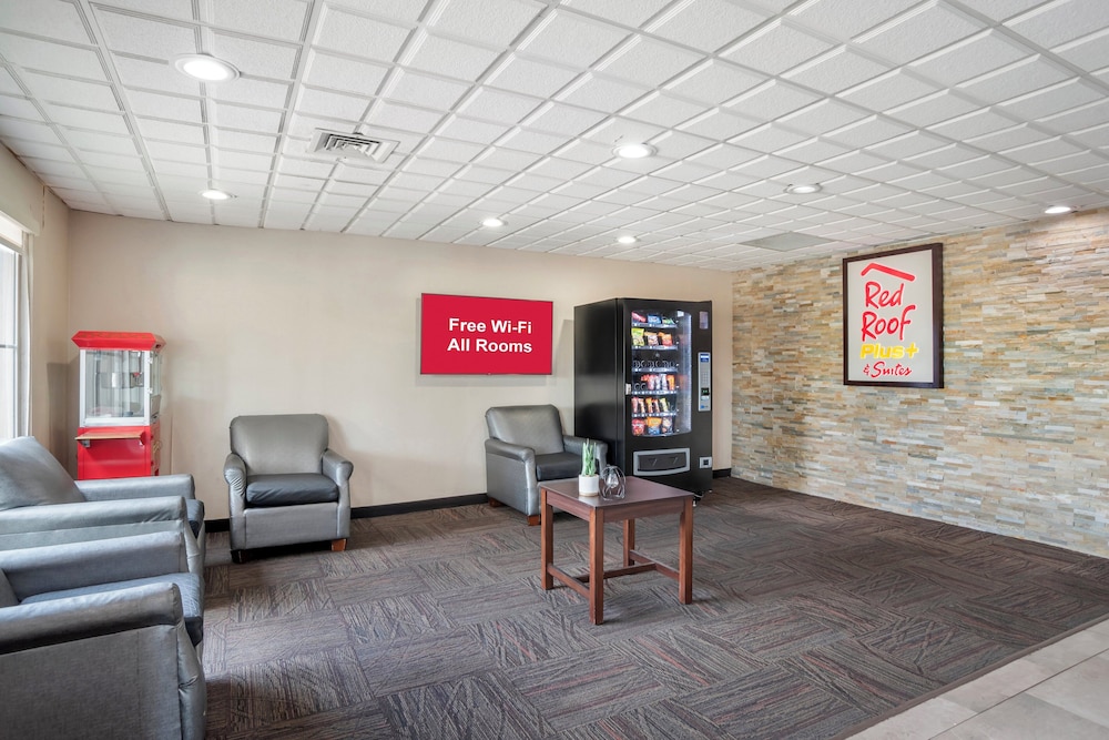 Red Roof Inn & Suites Vicksburg - photo 2