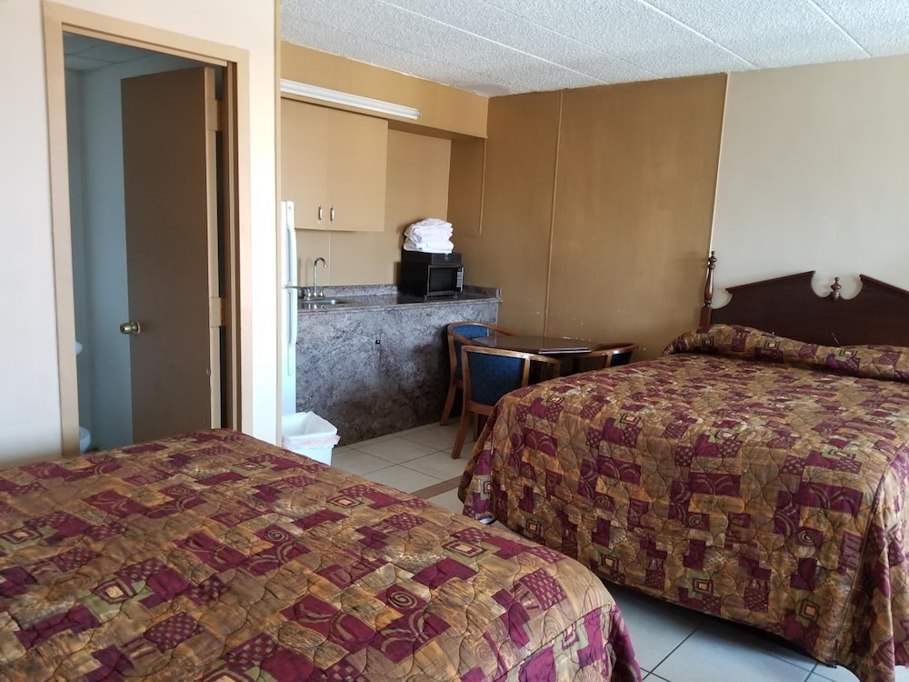 Cloud 9 Inn - photo 21