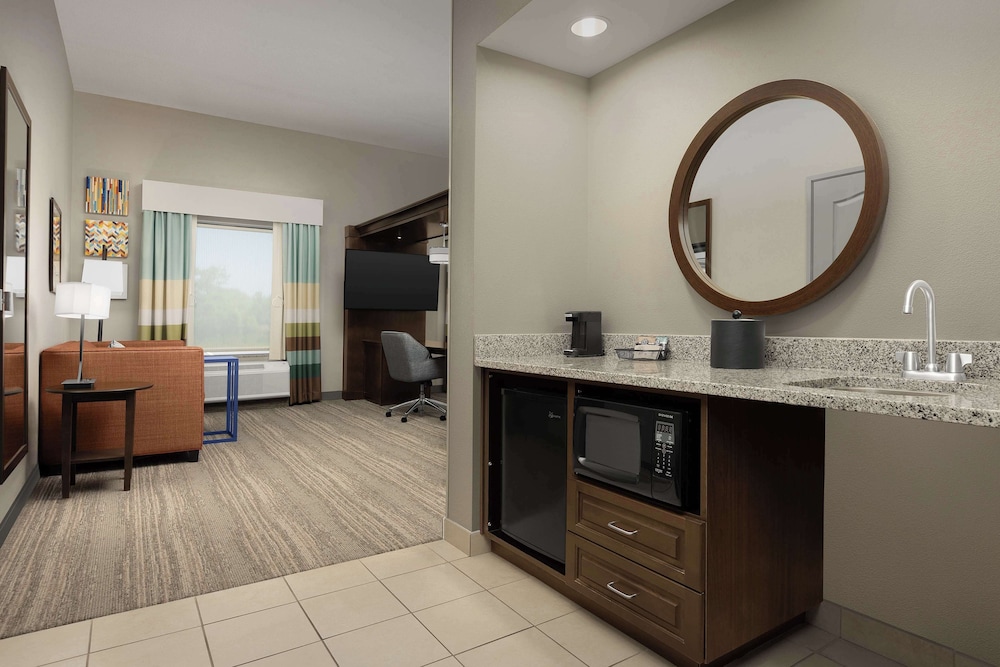 Hampton Inn & Suites Huntsville Research Park Area - photo 11